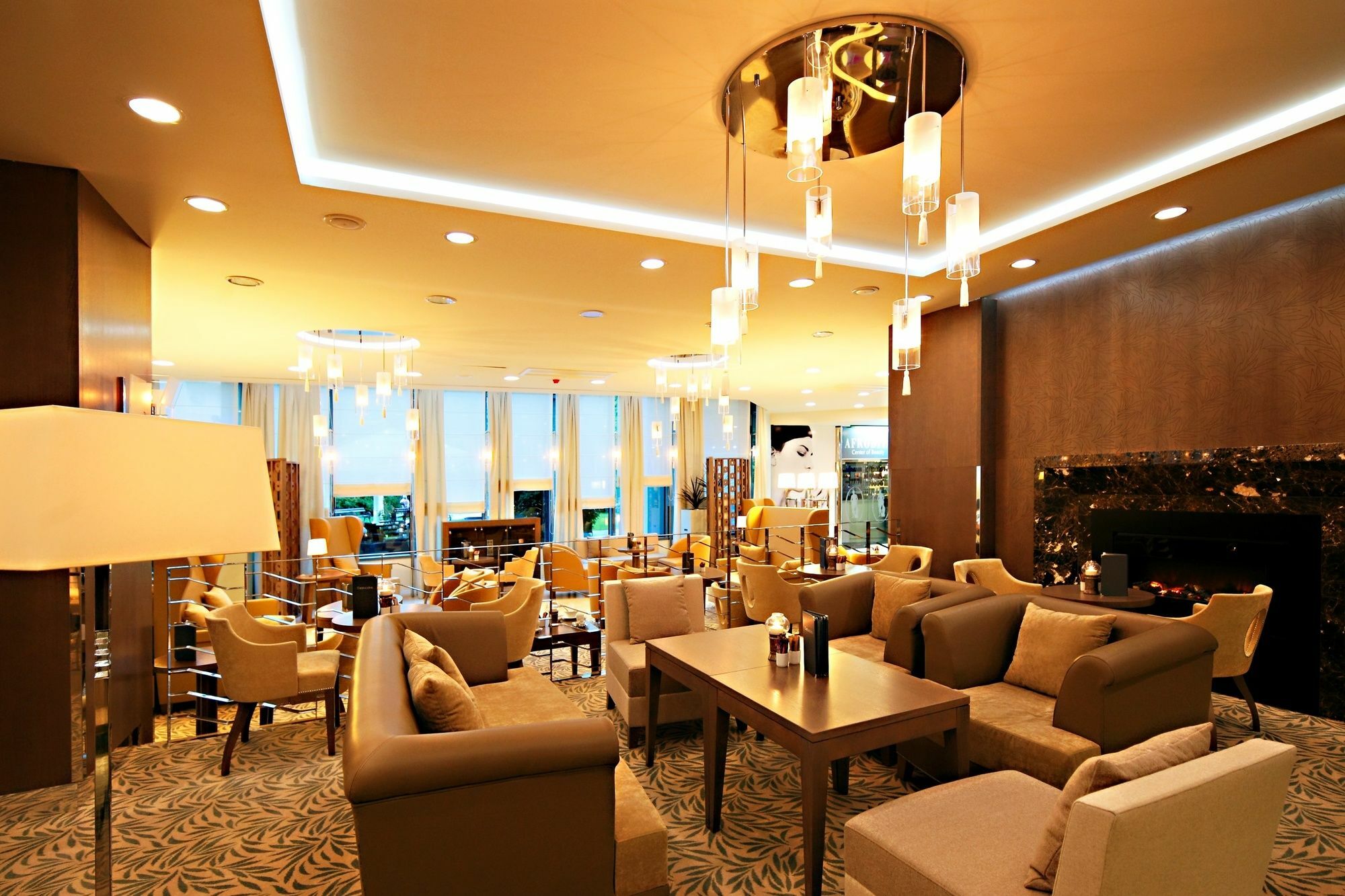 โรงแรมซาวา โรกัชกา สลาทินา ภายนอก รูปภาพ